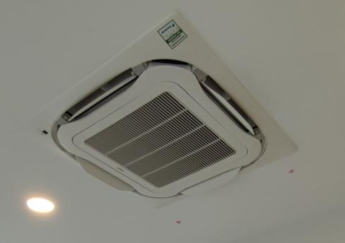 A ceiling mounted air conditioner

AI-generated content may be incorrect.