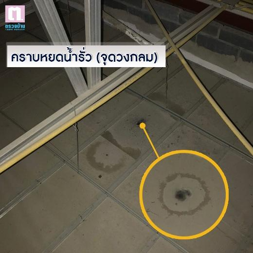 A yellow circle with a circle in the middle of a concrete floor

AI-generated content may be incorrect.